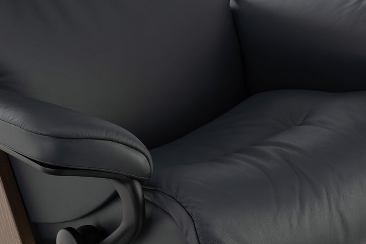Stressless Shadow Blue Sunrise Chair and Ottoman (Medium)